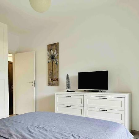 Lazo Two Room- Luxury Apartment 부쿠레슈티 외부 사진