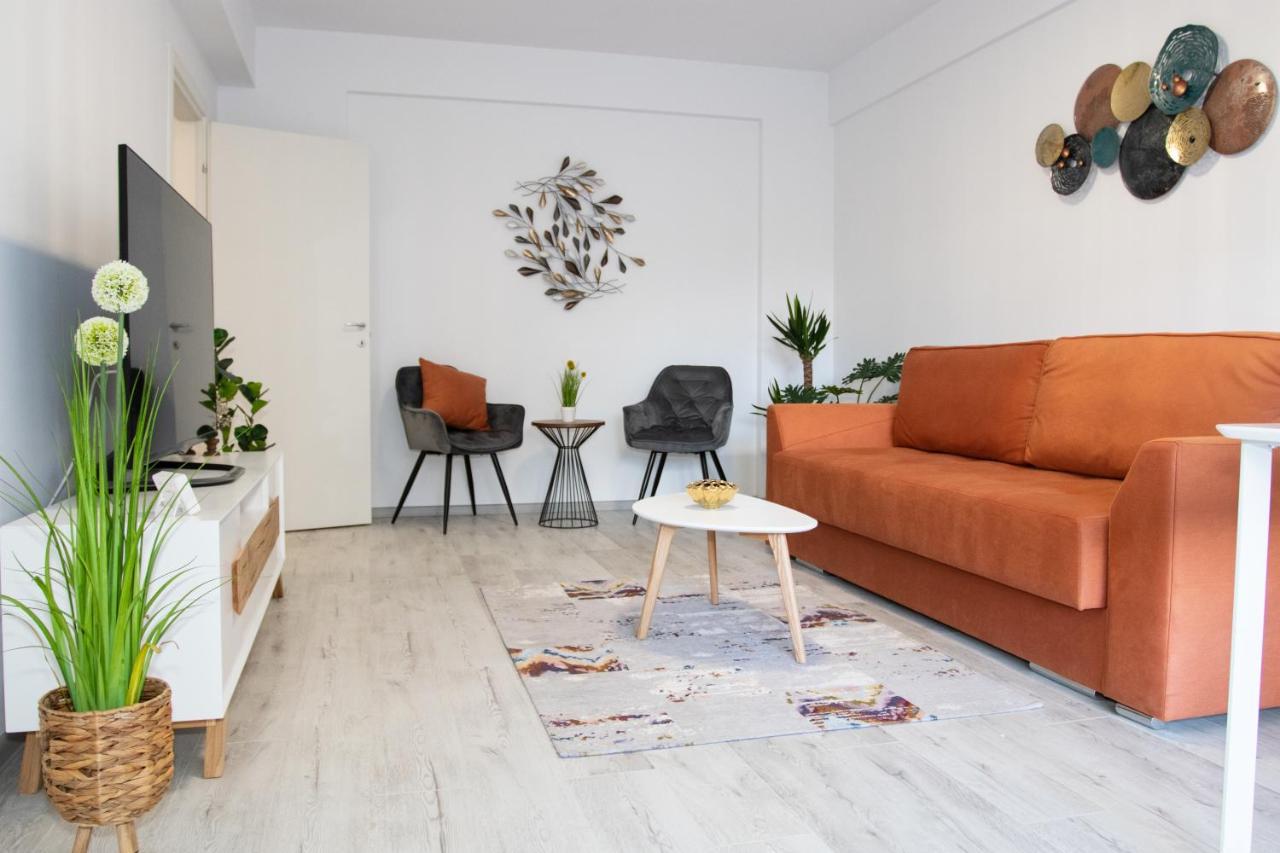 Lazo Two Room- Luxury Apartment 부쿠레슈티 외부 사진