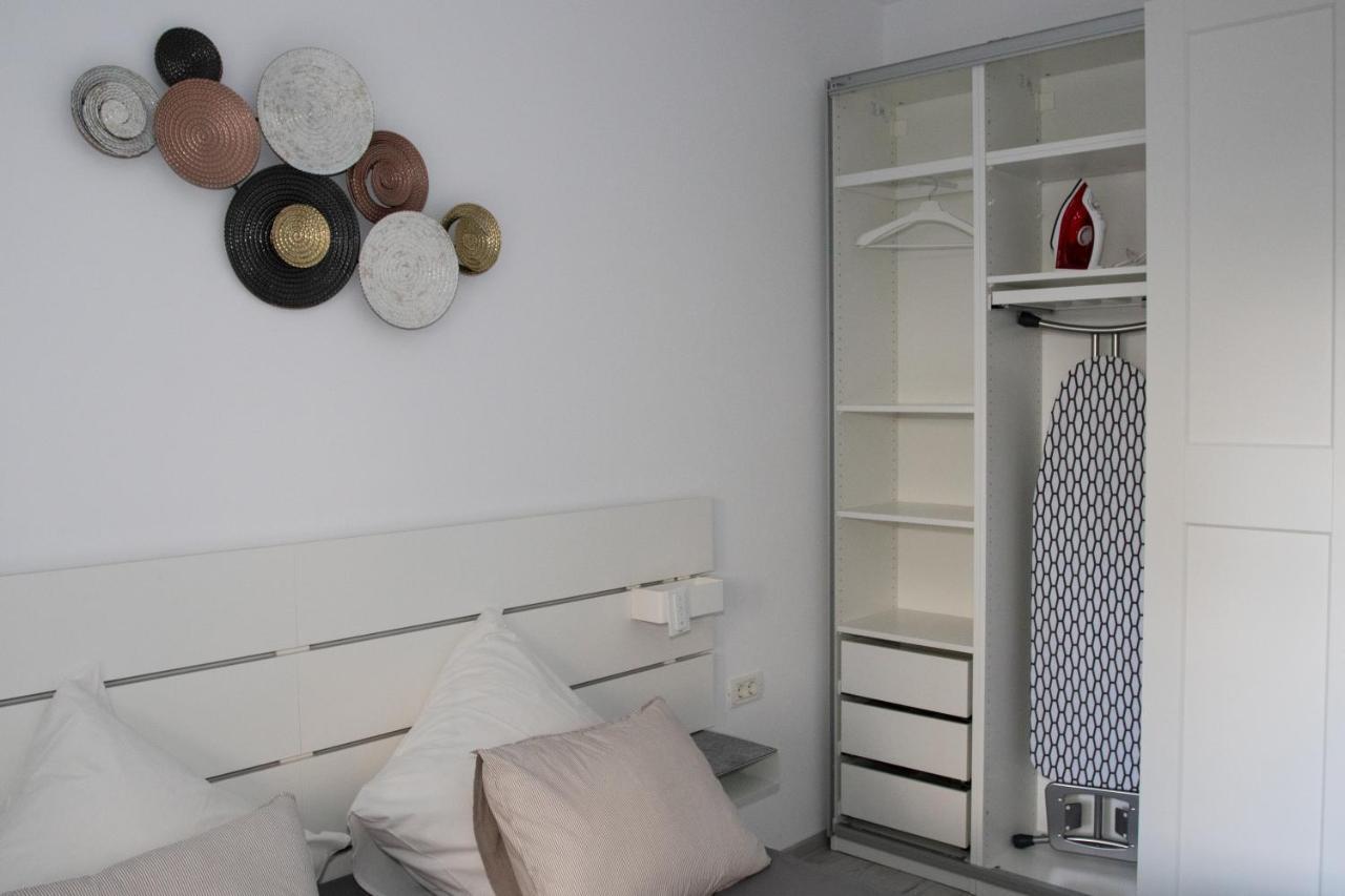 Lazo Two Room- Luxury Apartment 부쿠레슈티 외부 사진