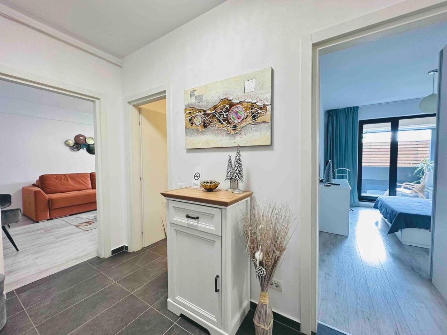 Lazo Two Room- Luxury Apartment 부쿠레슈티 외부 사진
