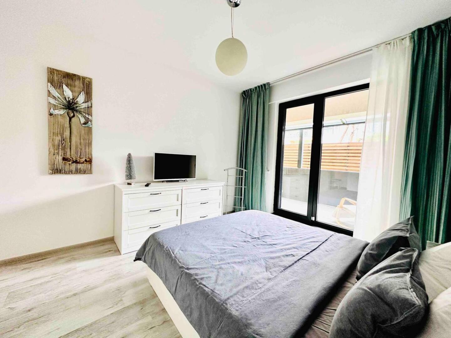 Lazo Two Room- Luxury Apartment 부쿠레슈티 외부 사진